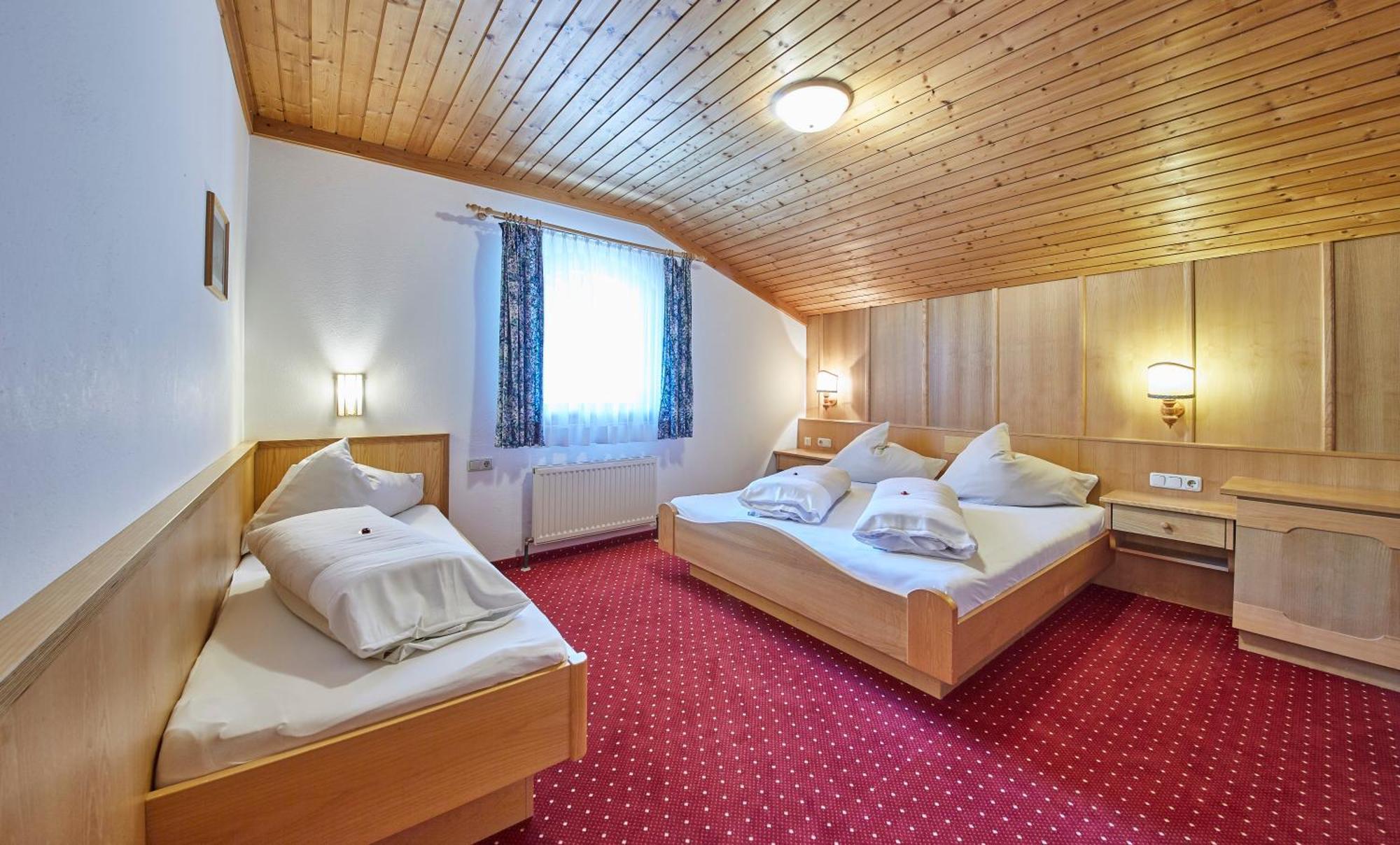 Apart-Hotel Forellenhof Saalbach Zimmer foto